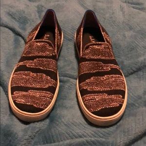 Rothys Golden Shimmer sneakers, size 7.5